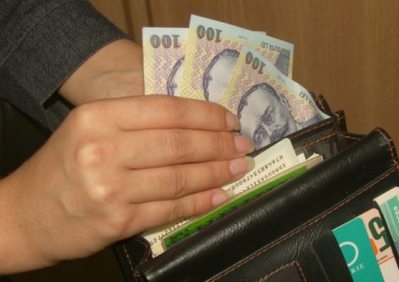 Salarii de 1.000 de euro în hoteluri şi pe vase de croazieră